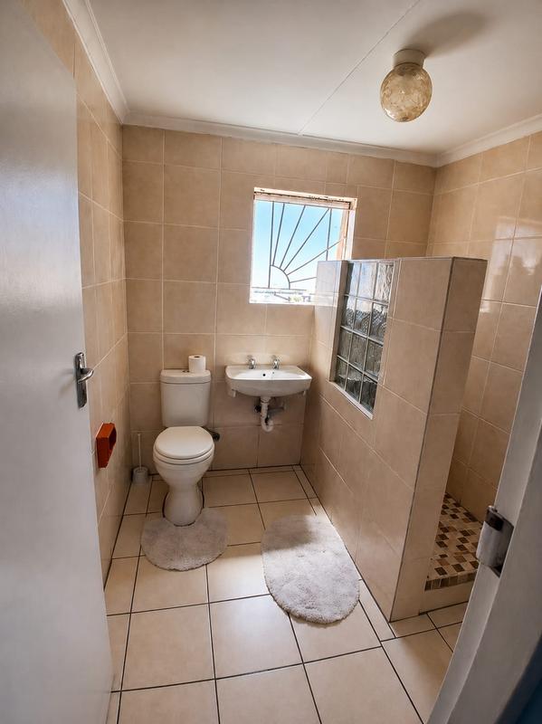 3 Bedroom Property for Sale in Rocklands Western Cape